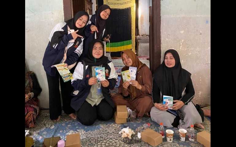Mahasiswa KKN Undip Berikan Penyuluhan Ikan Segar dan Tinggi Protein di Desa Pajomblangan Pekalongan