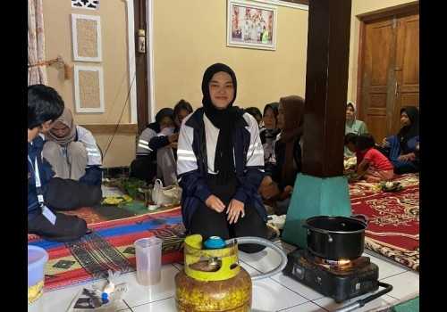 Mahasiswa KKN Undip Ciptakan Solusi Ramah Lingkungan dengan Mengolah Limbah Tahu Menjadi Nata de Soya di Desa Sidomulyo Magelang
