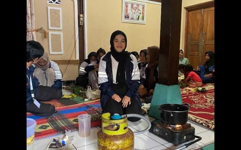 Mahasiswa KKN Undip Ciptakan Solusi Ramah Lingkungan dengan Mengolah Limbah Tahu Menjadi Nata de Soya di Desa Sidomulyo Magelang