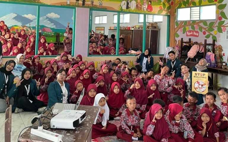 Siap Membangun Kesadaran Sejak Usia Dini, Mahasiswa KKN UNDIP Beri Edukasi Mengenali dan Mencegah Bullying di SD Negeri Geneng 2 Magelang