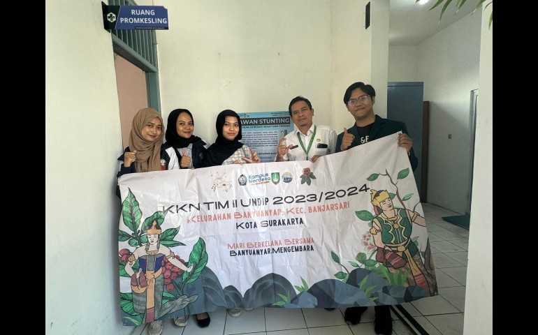 Mahasiswa KKN Tim II UNDIP Sosialisasikan Pencegahan Stunting Melalui Infografis Edukatif di Kelurahan Banyuanyar Surakarta