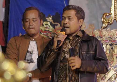 Tradisi dan Kebersamaan, Ferry Wawan Cahyono Serukan Pelestarian Budaya di Tengah Pagelaran Wayang Kulit