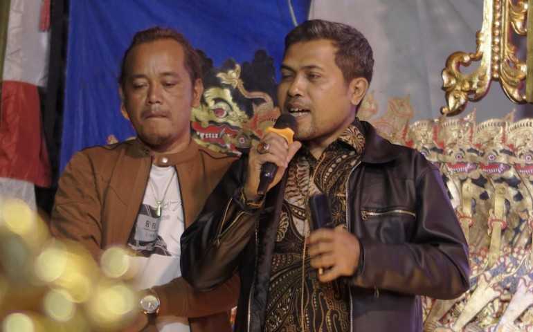 Tradisi dan Kebersamaan, Ferry Wawan Cahyono Serukan Pelestarian Budaya di Tengah Pagelaran Wayang Kulit
