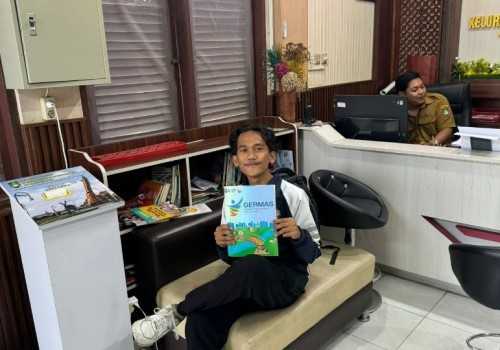 Mahasiswa KKN Undip di Banyuanyar Surakarta Luncurkan Buku Germas dengan Kolaborasikan Ilmu Hukum dan Kesehatan