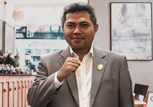 Khawatir Angka Putus Sekolah Tinggi, Waket DPRD Jateng Ferry Wawan Cahyono Tegaskan Pentingnya Lingkungan Positif dan Perbaikan Akses Pendidikan