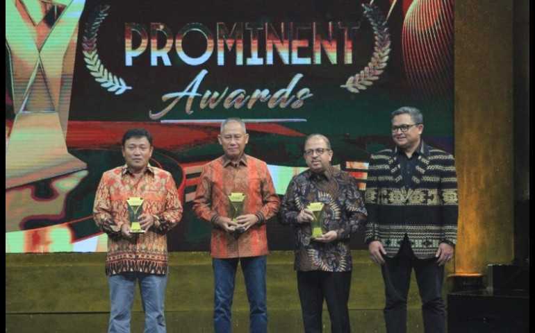 Bank Jateng Raih Penghargaan di Prominent Awards 2024: Komitmen Kuat dalam Mendukung UMKM
