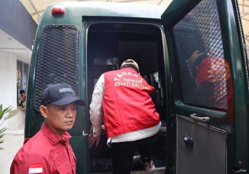 Perkara Korupsi Pemkab Kotawaringin Barat, Mantan Bupati Kotawaringin Barat Dipindahkan ke Rutan Palangkaraya