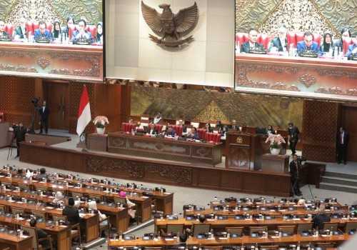 Kisruh Pengesahan ! DPR Putuskan Batal Gelar Paripurna Pengesahan RUU Pilkada Hari Ini