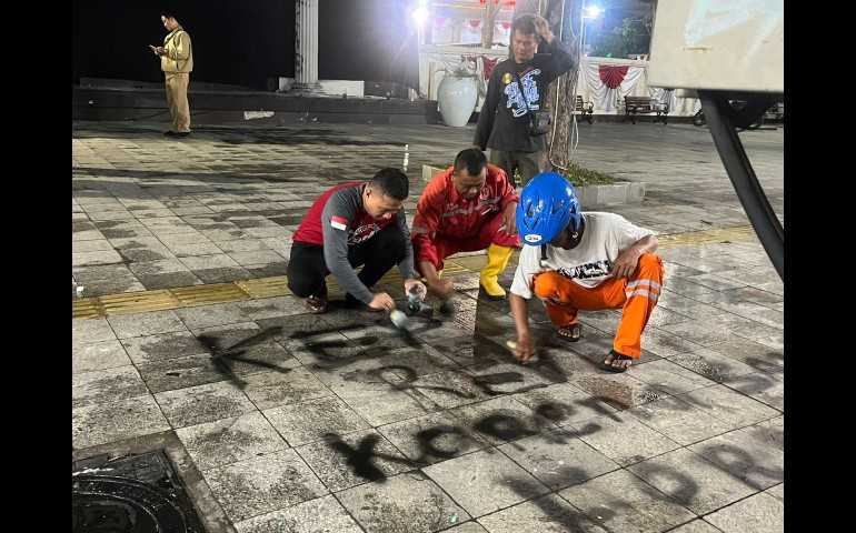 Gerak Cepat, Pemkot Semarang Langsung Perbaiki Fasilitas Umum di Balaikota yang Rusak Usai Adanya Demonstrasi