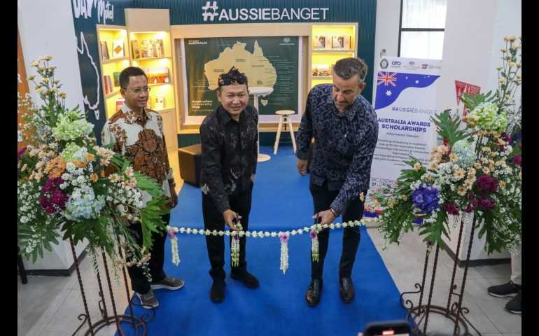Memperkuat Diplomasi, UNDIP dan Australia Perkenalkan Aussie Banget Corner