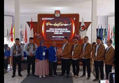 Pilkada Kendal 2024, Mirna Annisa-Urike Hidayat dan Windu Suko Basuki-Nashri Daftar di Hari Kedua