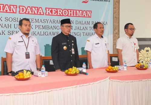 Pemprov Jateng Salurkan Dana Kerohiman untuk Pembangunan Jalan Tol Semarang-Demak Seksi 1 Tahap II