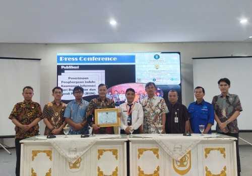 Diskominfo Kendal Sabet Penghargaan Tingkat Kematangan Keamanan Siber dari BSSN