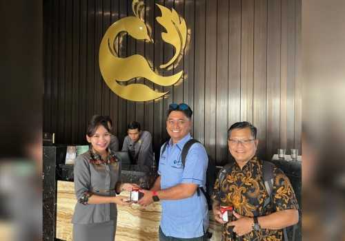 Momen Spesial Hari Pelanggan Nasional, Gets Hotel Semarang Bagikan Hadiah Unik untuk Tamu