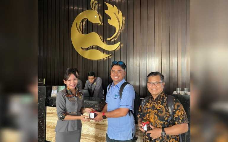 Momen Spesial Hari Pelanggan Nasional, Gets Hotel Semarang Bagikan Hadiah Unik untuk Tamu