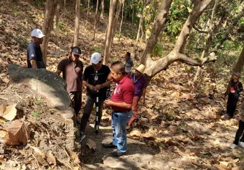 Balai Pelestari Kebudayaan Wilayah X Jawa Tengah Tinjau Penemuan Dua Batu Prasasti Kuno di Rembang