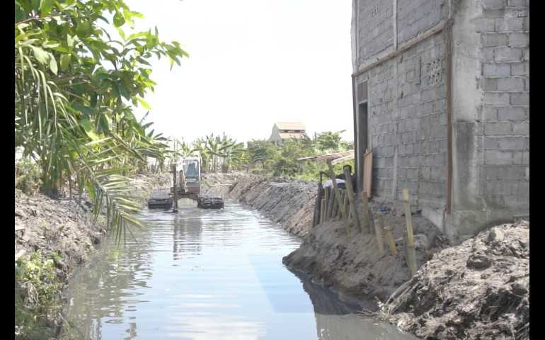 Bersiap Hadapi Musim Hujan, Dinas Pekerjaan Umum Kota Semarang Kebut Pengerukan Sedimen Kali Sringin