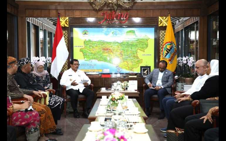 Pemerintah Provinsi Jawa Tengah dan Uni Emirat Arab Bahas Kerja Sama Pengembangan Pelabuhan Tanjung Emas
