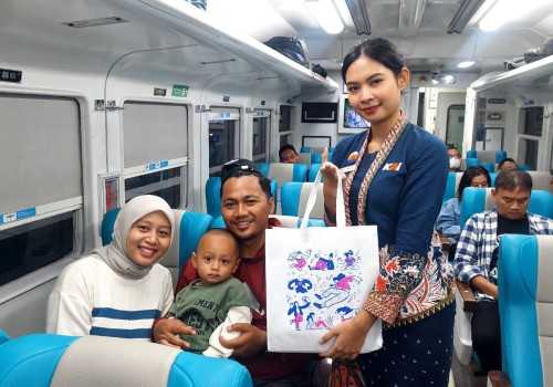 KAI DAOP 1 Gelar Lomba Foto dalam Rangka Hari Batik Nasional