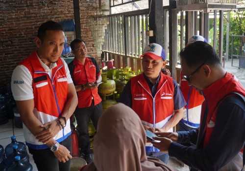 Kawal Ketersediaan LPG 3 Kg, Pertamina Patra Niaga JBT dan Dinas Perdagangan Semarang Sidak Pangkalan