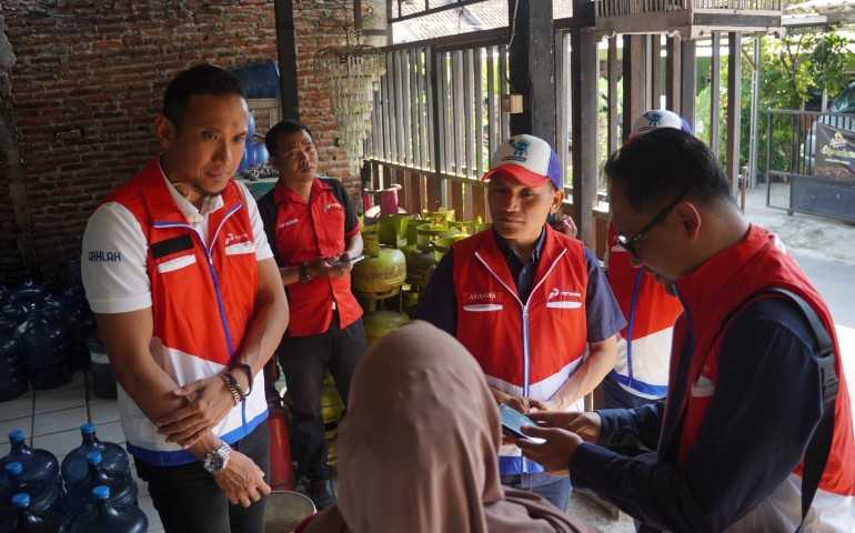 Kawal Ketersediaan LPG 3 Kg, Pertamina Patra Niaga JBT dan Dinas Perdagangan Semarang Sidak Pangkalan