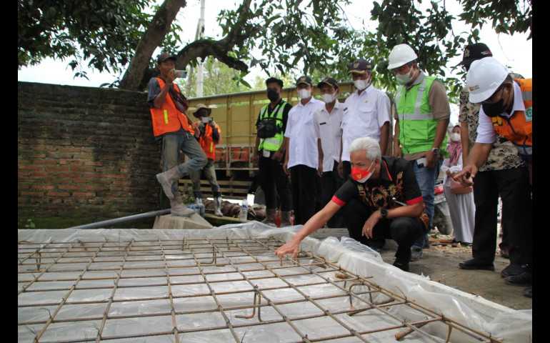 Target Akhir Ganjar: 95 Persen Kondisi Jalan di Jateng Mulus