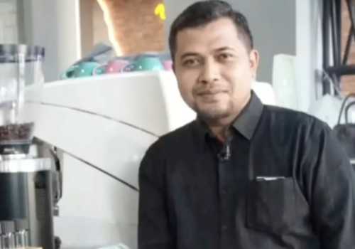 Masyarakat Bahagia, Dukungan Ferry Wawan Cahyono Jalan Rusak di Desa Sidomukti Kebumen Akhirnya Diperbaiki