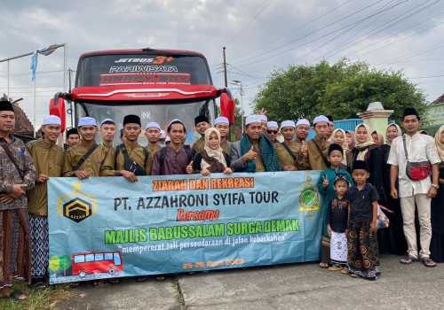 Perjalanan Abah Hamim Salasa, Dari Penjual Peci di Mekkah hingga Mengelola PT Azzahroni Syifa Tour
