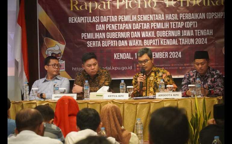KPU Kendal Gelar Pleno Terbuka, Finalisasi DPT untuk Pemilihan Gubernur dan Bupati