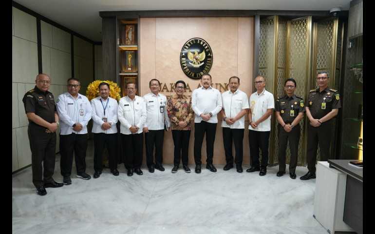 Kejaksaan Agung Raih Penghargaan atas Program Jaga Desa dari Kemendes PDTT