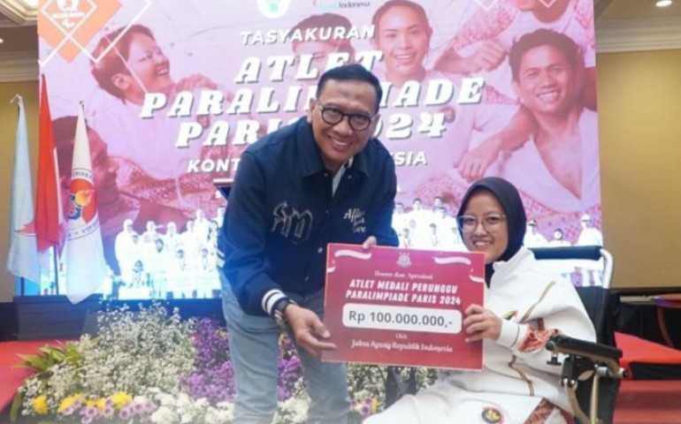 Kajati Jateng Ponco Hartanto dan Jamintel RI Reda Manthovani Beri Penghargaan untuk Atlet Paralimpiade Paris 2024, Inspirasi untuk Negeri