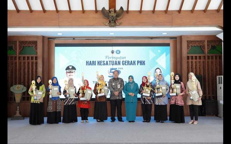 Peringatan Hari Kesatuan Gerak (HKG) ke-52, TP PKK Pati Diharapkan Tingkatkan Kontribusi Perempuan dalam Pembangunan