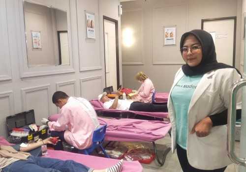 Kolaborasi dengan PMI, Madeena Skin Clinic Gelar Aksi Sosial Donor Darah