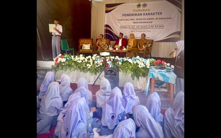 Edukasi Anti Narkoba dan Bullying, SMA 1 Moga Selenggarakan Talk Show Inspiratif bersama Josant And Friends Law Firm