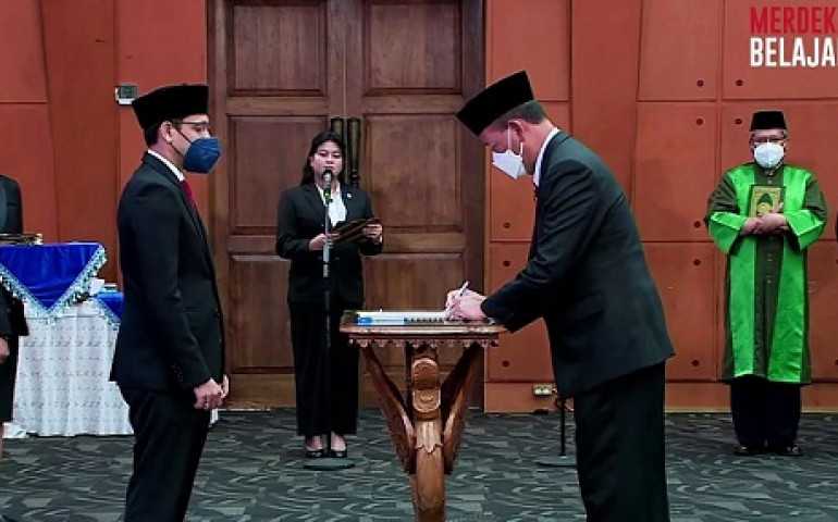 Prof Dr S Martono Dilantik Jadi Rektor Unnes Periode 2022-2026