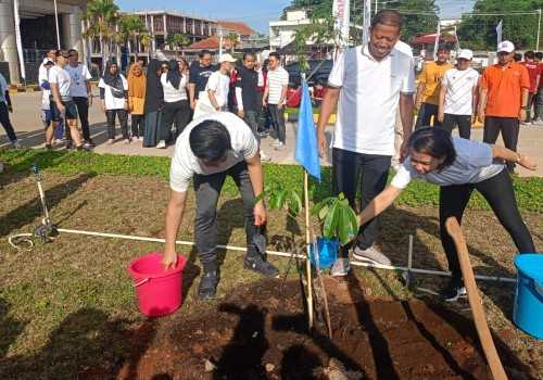Rektor UNDIP Prof Suharnomo Ajak Seluruh Civitas Akademika Peduli Lingkungan di Dies Natalis ke-67