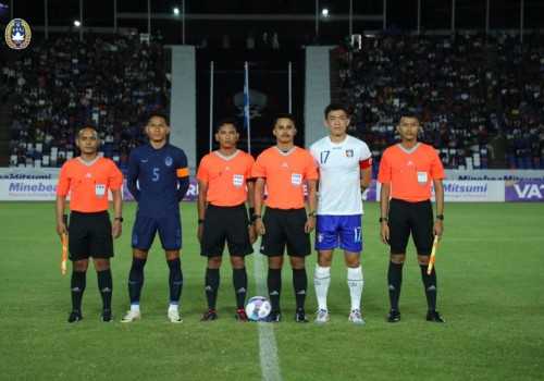 Tiga Wasit Indonesia Pimpin Pertandingan Persahabatan Internasional Kamboja vs Chinese Taipei