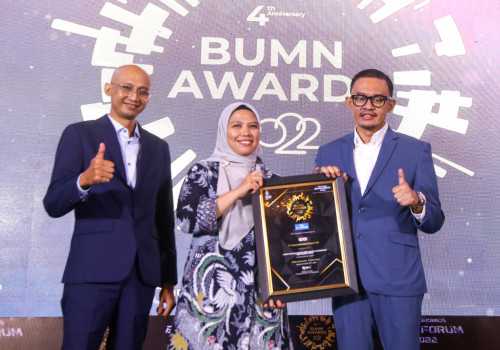 Semen Indonesia Raih Tiga Penghargaan pada Ajang BUMN Awards 2022 dari The Iconomics