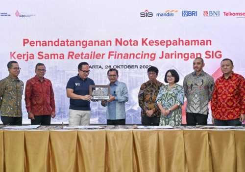 Semen Indonesia Gandeng Bank Mandiri, BRI, Telkomsel dan Link Aja untuk Pembiayaan Retailer Toko Bangunan
