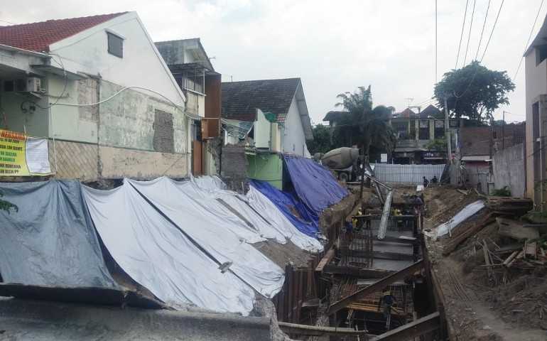 BBWS Pemali Juana Inspeksi Lokasi Tanah Ambles di Perumahan Permata Puri Ngaliyan Semarang