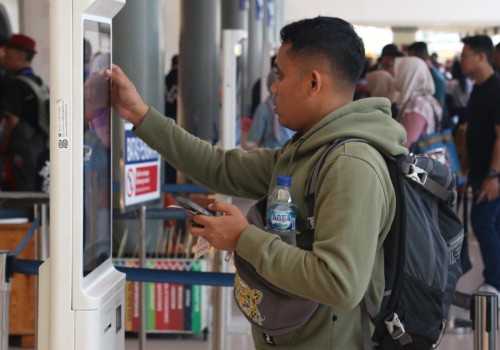 Ingin Keluar Kota Naik Kereta? Kenali 7 Stasiun Utama Daop 1 Jakarta untuk Layanan KAJJ