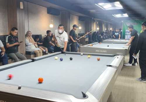 Jurnalis Se-Jawa Tengah Tunjukkan Bakat di Turnamen Biliar Antarmedia di Semarang