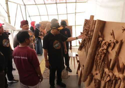 JIFBW OctoFest 2024, Pameran Mebel Internasional Jepara Tarik Minat Pengunjung