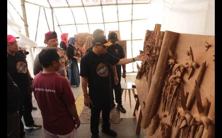 JIFBW OctoFest 2024, Pameran Mebel Internasional Jepara Tarik Minat Pengunjung