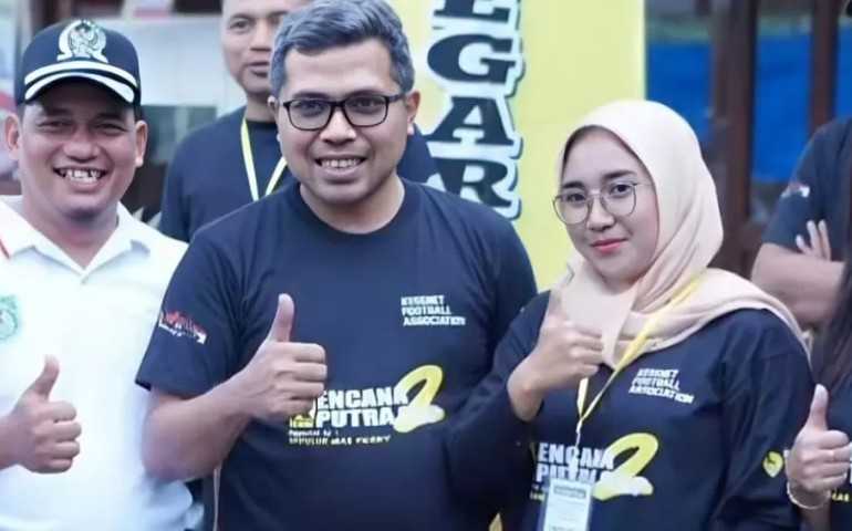 Menyerah Bukan Pilihan, Ferry Wawan Cahyono Dorong Generasi Muda Bangkit dari Keputusasaan ; Hadapi Tantangan dengan Semangat!