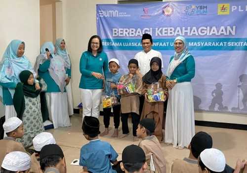 Kolaborasi Srikandi PLN, PIKK, dan YBM PLN Ajak Anak-anak Panti Asuhan Baitul Arief Meraih Mimpi