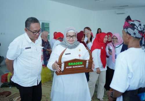 Bupati Sragen Kunjungi Proyek Sentra Industri Kreatif dan Kerajinan, Siap Diresmikan Desember 2024