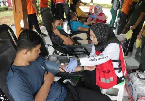 Rayakan HUT ke-53, Korpri dan Dharma Wanita Jepara Gelar Aksi Donor Darah