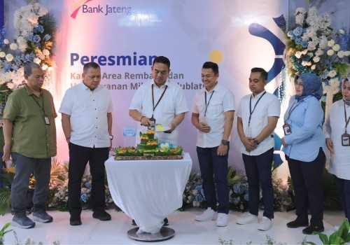 Dorong Pertumbuhan UMKM di Jawa Tengah, Bank Jateng Resmikan Area Mikro Rembang dan Unit Mikro Randublatung