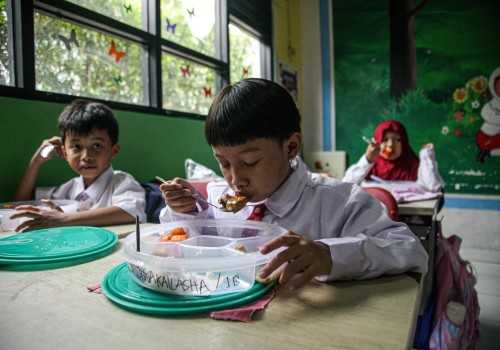BGN Siap Jalankan Program Makan Bergizi Gratis untuk 15-20 Juta Anak di Indonesia Mulai 2025